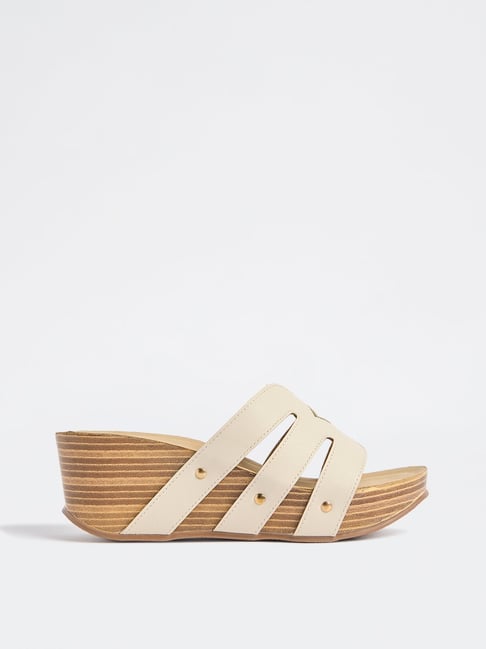 LUNA BLU by Westside Ivory Cut-Out Detailed Wedge-Heel Sandals