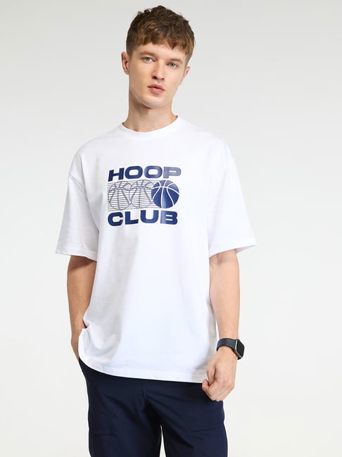 Cava Athleisure White Certified Hoopers Oversized Printed Tee - Men-picture-12