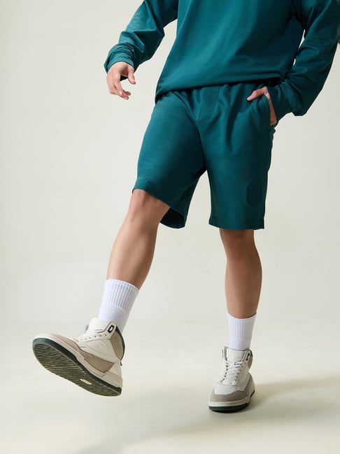 Cava Athleisure Green Cotton Leisure Shorts-picture-17
