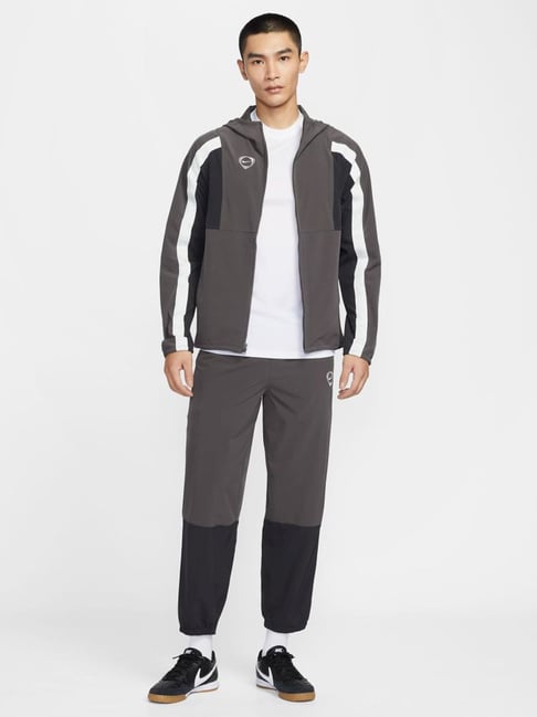 Nike Medium Ash, Off Noir & Summit White AS M NK RPL ENERGY W