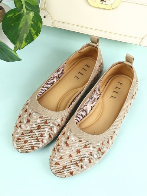 Elle Women's Beige Flat Ballets