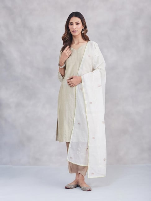 Fabindia Off White Embroidered Dupatta-picture-43