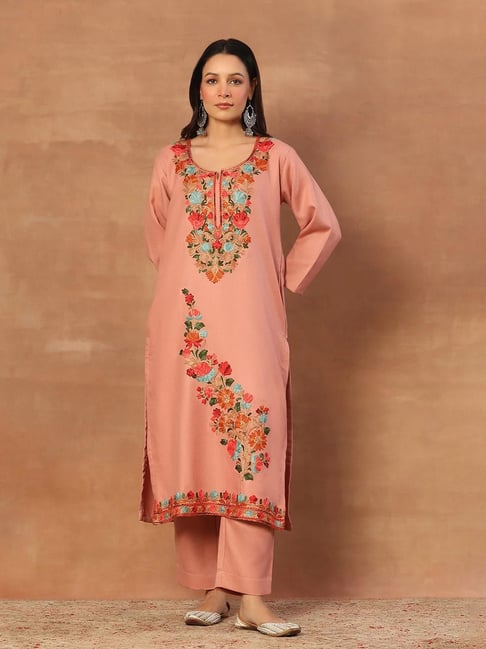 House Of Chikankari Peach Rayon Straight Fit Kurta