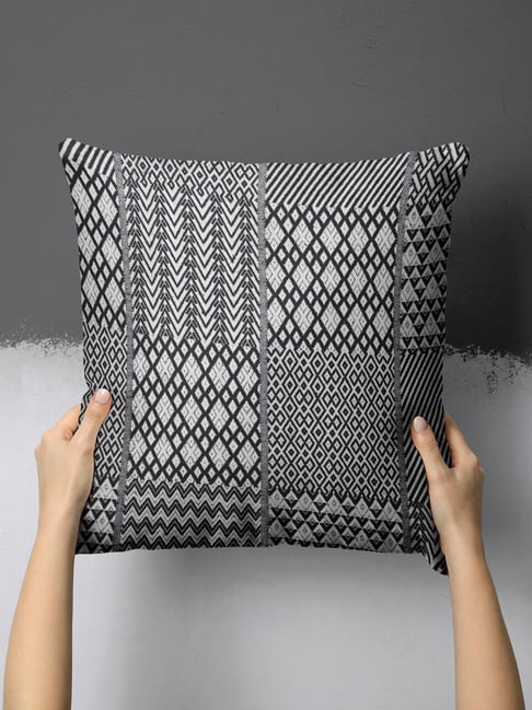 Bianca Cotton Jute Cushion Covers - Multicolor