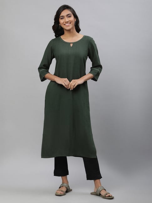 Aurelia Green Solid Three-Quarter Sleeves Kurta-picture-47