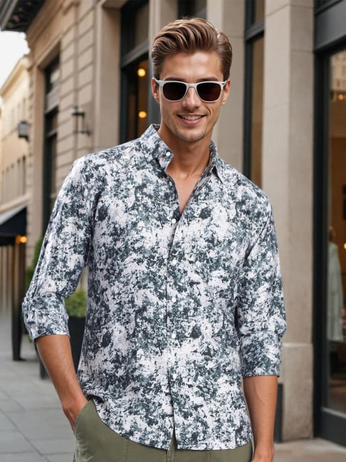 Bene Kleed Multicolor Abstract Slim Fit Shirt