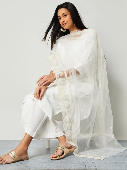 Melange by Lifestyle Off White Embroidered Regular Fit Dupatta-picture-38