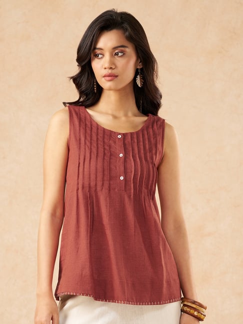 Marigold Lane by Pantaloons Rust Solid Sleeveless Top-picture-43