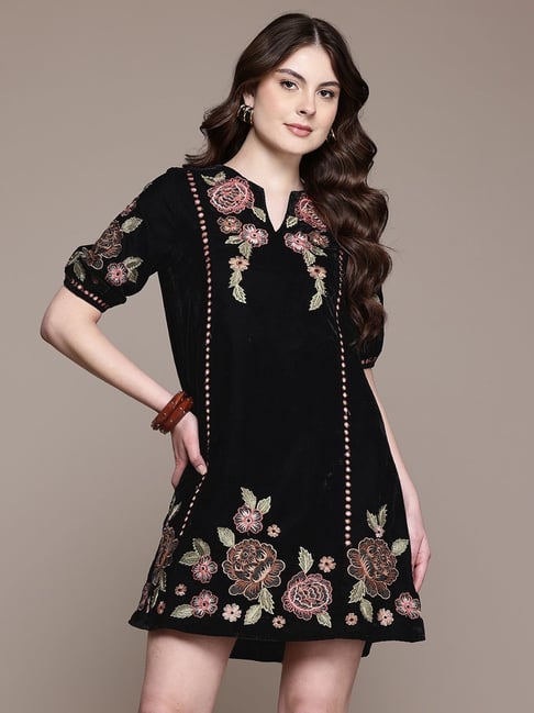ritu kumar black embroidered dress RI Ritu Kumar Black Embroidered Dress