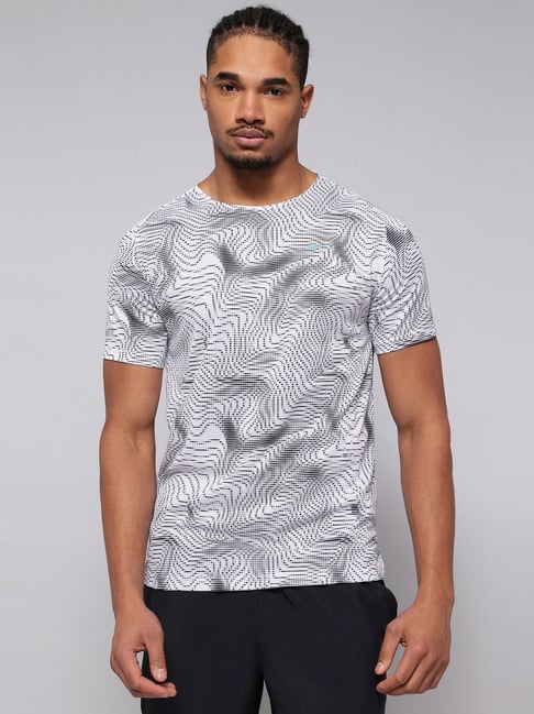 Reebok White & Black Regular Fit Printed Sports T-Shirt-image-32