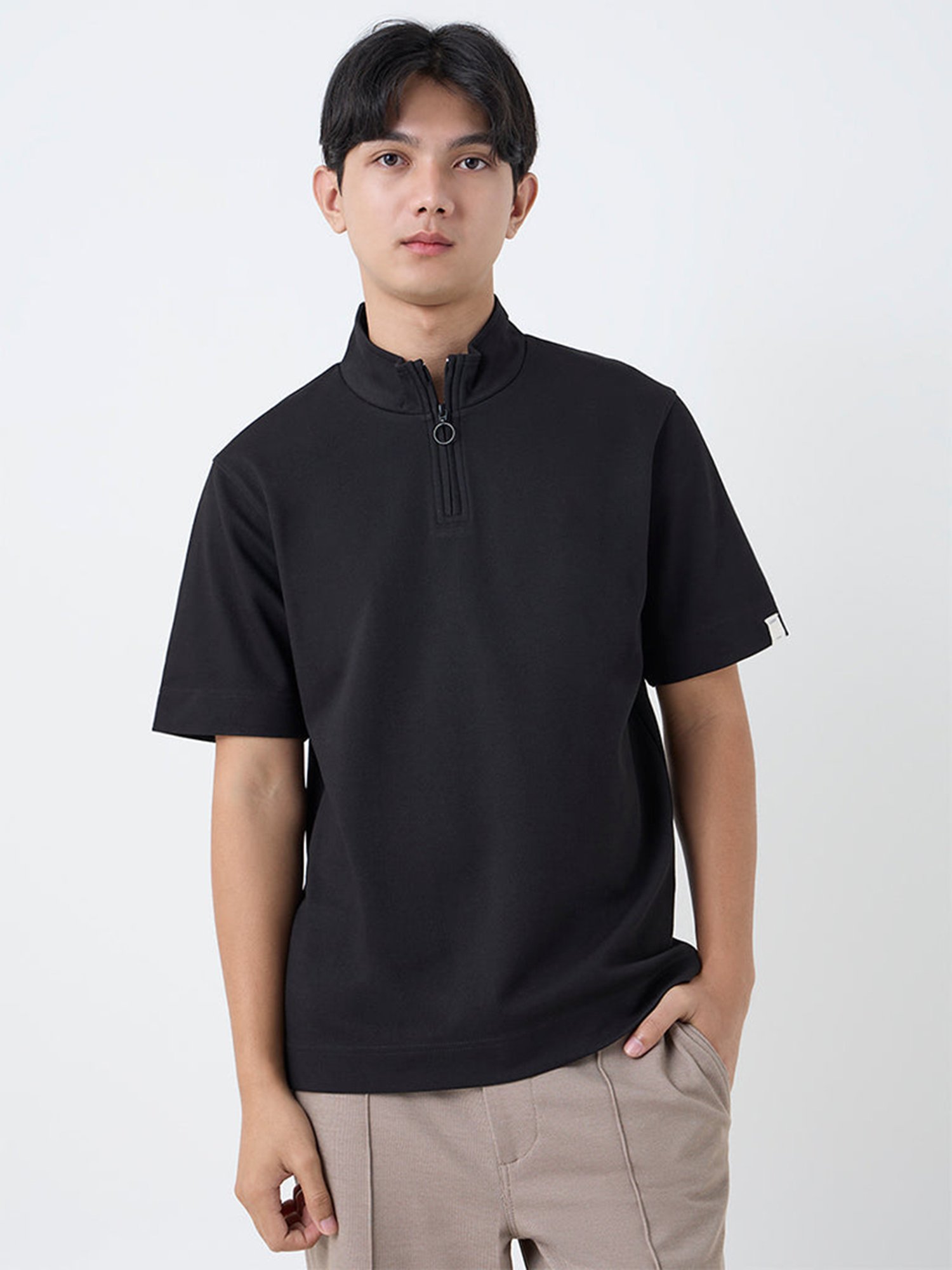 Nuoflexx by Westside Black Slim-Fit Quarter-Zip T-Shirt