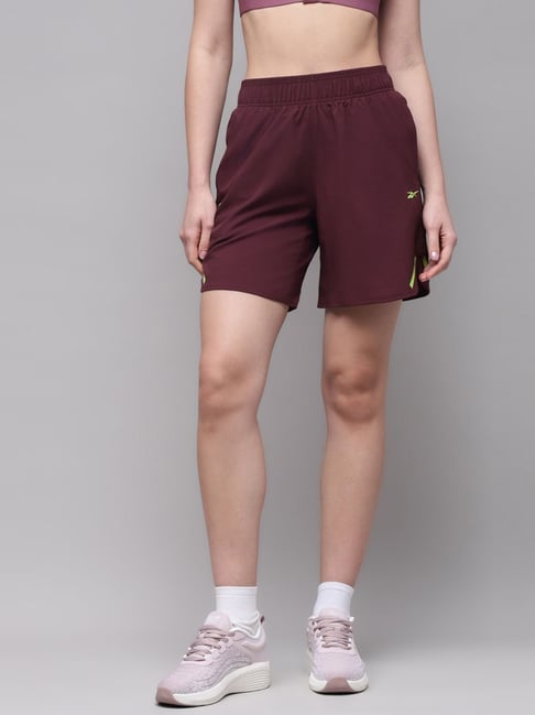 Reebok Maroon Regular Fit Mid Rise Shorts