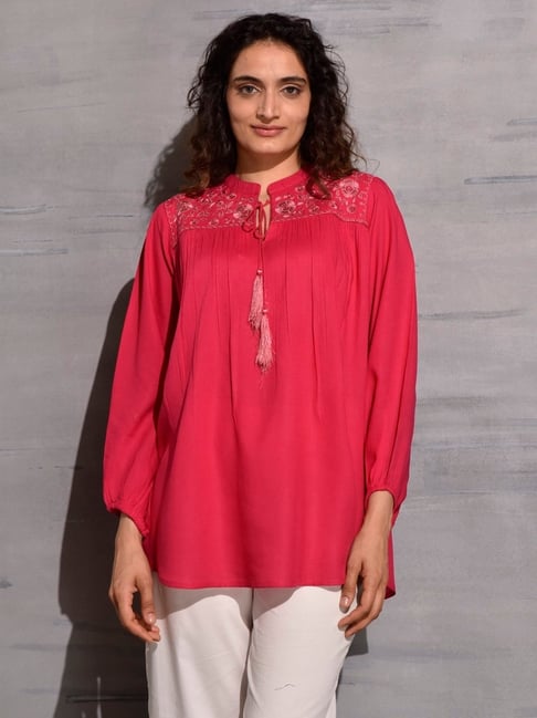 Autumnlane Pink Cotton Embroidered Three-Quarter Sleeves Top