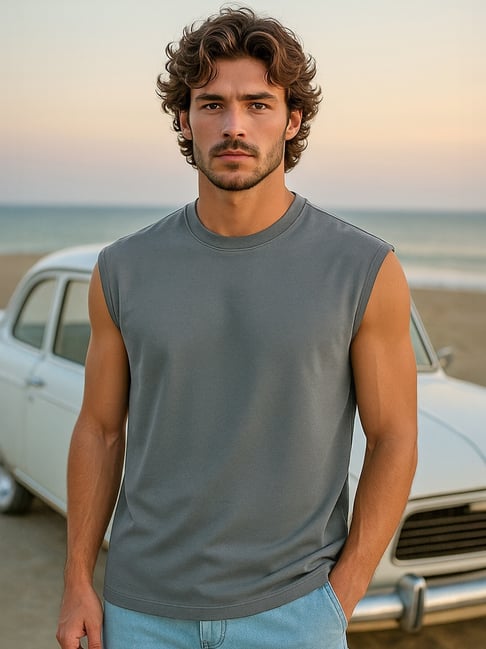 Bewakoof Grey Relaxed Fit Solid Vest