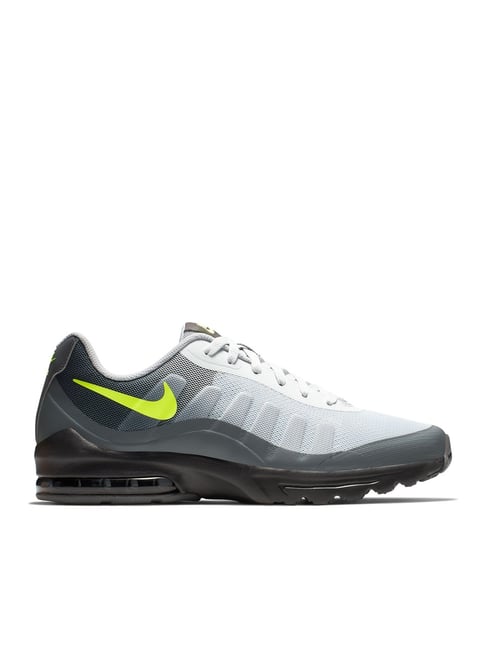 Nike Men's Air Max Invigor Black & Cool Grey Sneakers