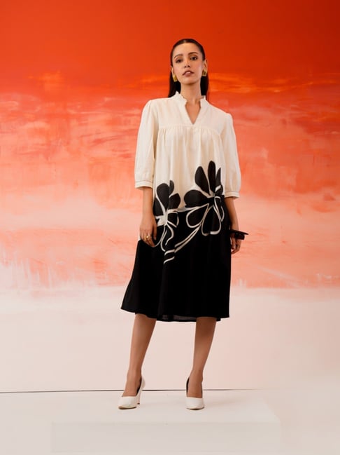 Autumnlane White Tatva Jade Printed Regular Fit Dress