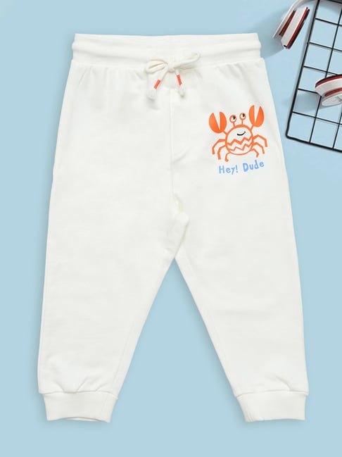 Pantaloons Baby Boys Snow White Printed Joggers