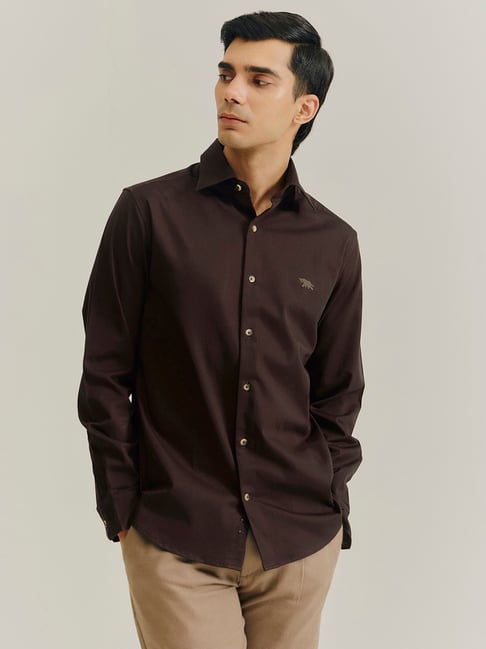 Andamen Brown Solid Regular Fit Shirt