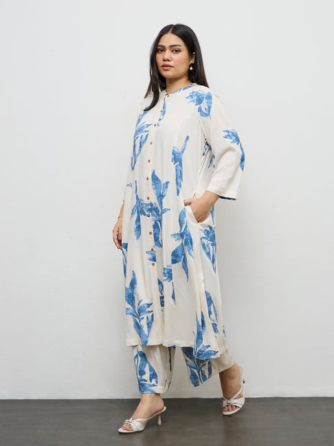 Diza by Westside White Foliage Printed A-Line Kurta-picture-19