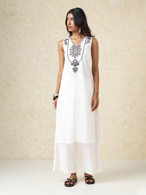 Rangmanch By Pantaloons Whisper White Regular Fit Embroidered Kurta-picture-34