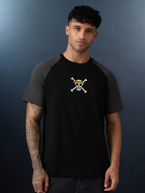 The Souled Store Black Cotton Regular Fit Embroidered T-Shirt-picture-43