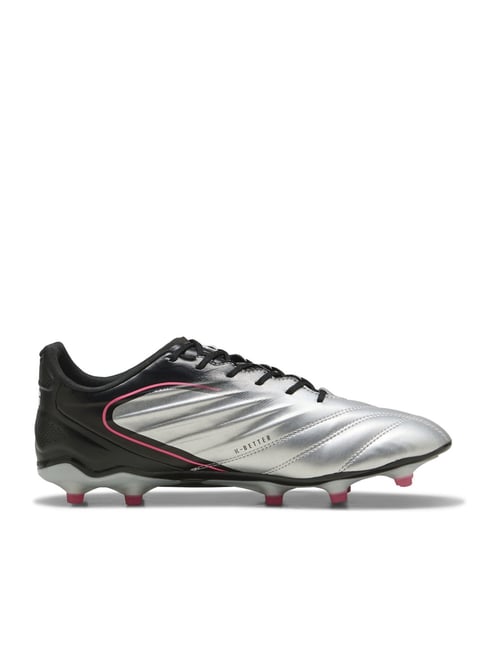 Shop Football Boots in CLiQ Sale | TATA CLiQ FASHION