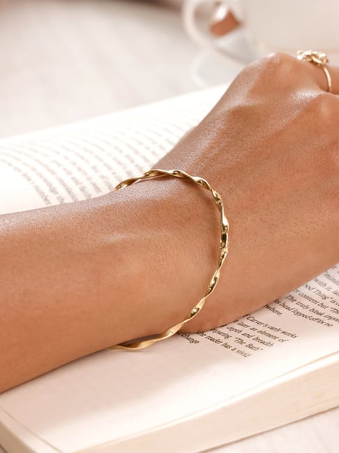 Mia by Tanishq 14k (585) Yellow Gold Twisted Radiant Bangle for Women