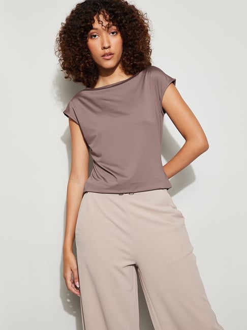 Code by Lifestyle Women's Brown Regular Fit Solid Sleeveless T-shirt