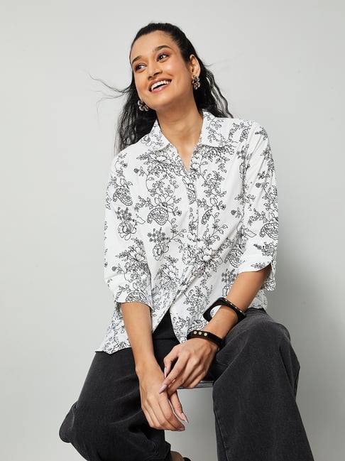 Colour Me by Melange Women's Off White Regular Fit Printed Top