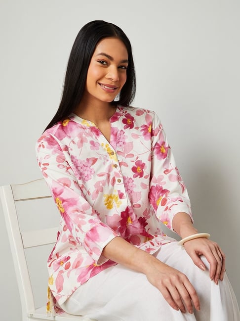 Melange by Lifestyle Women's Off White Regular Fit Printed Top