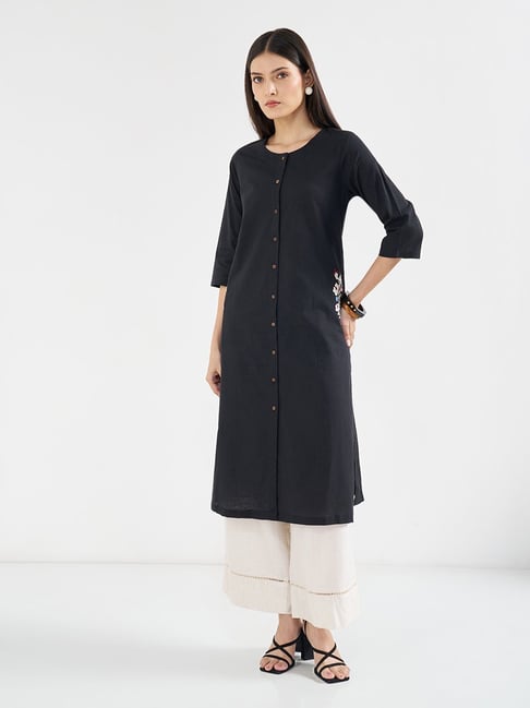 Rangmanch by Pantaloons Black Embroidered Kurta-picture-24