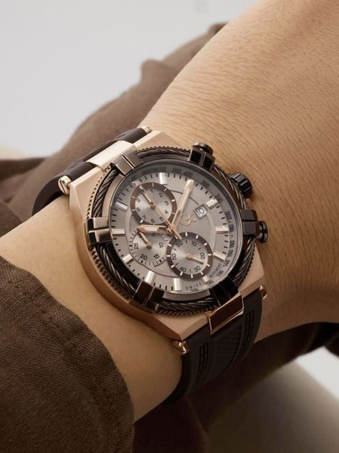 アーセナル　コクラン　オーセンティック Buy Gc Z76004G7 Ironforce Chronograph Analog Watch For Men at Best