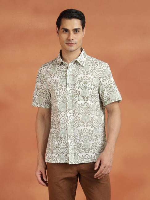 Fabindia White-Green Cotton Straight Fit Printed Shirt-image-35