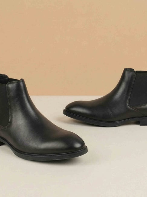 Metro Men's Black Chelsea Boots