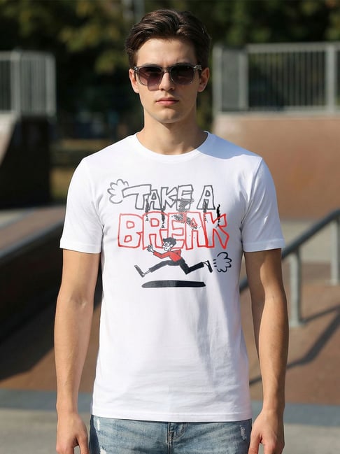 Bewakoof Men's White Take A Break Graphic Printed T-shirt-image-16