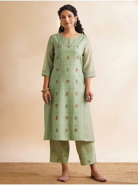 Jaypore Green Floral Straight Fit Kurta-picture-10