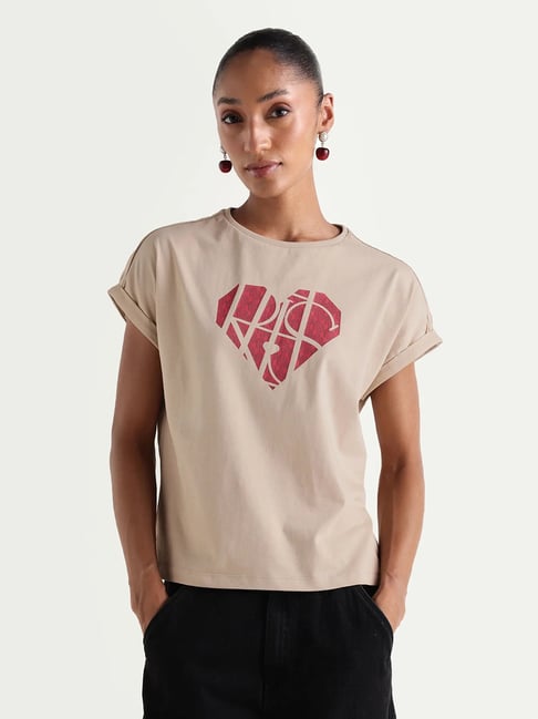 RAREISM Women's Zibbit Beige Cotton Crew Neck Pull-On Relaxed Monogram Graphic T-Shirt