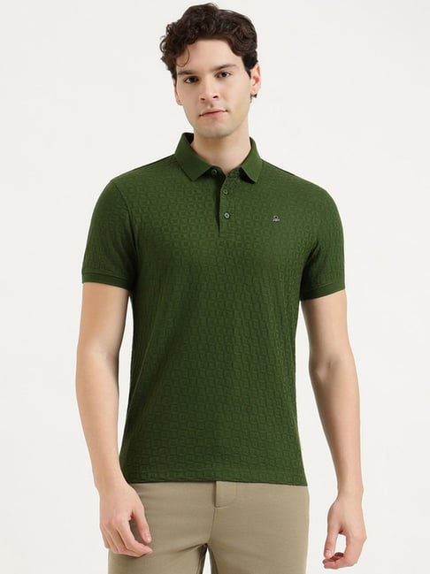 United Colors of Benetton Regular Fit Polo Neck Solid T-Shirt-picture-31