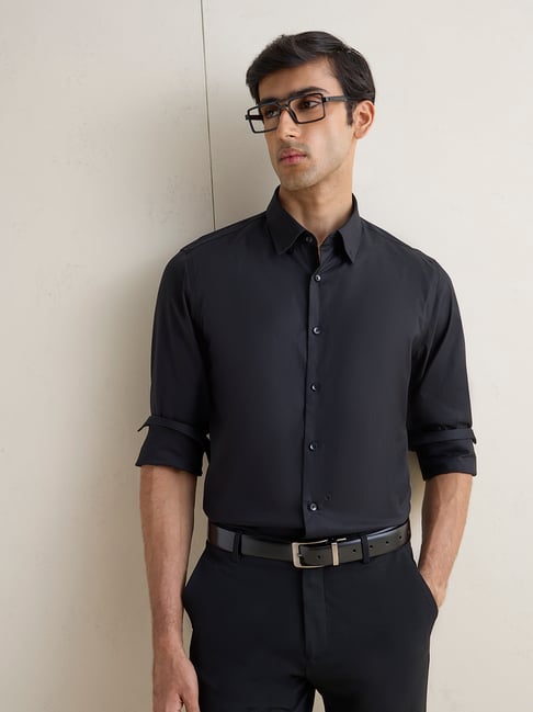 WES Formals by Westside Black Solid Slim-Fit Cotton Shirt