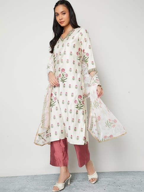 Melange by Lifestyle Off White Cotton Floral Kurta With Pants & Dupatta-picture-16