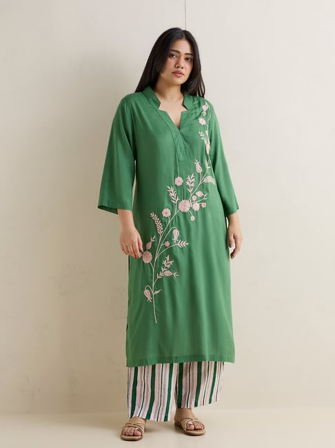 Diza by Westside Green Floral Embroidered A-Line Kurta-picture-30