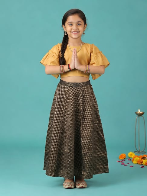 Kiddopanti Girls Golden & Black Regular Printed Rayon Lehenga Set-picture-27