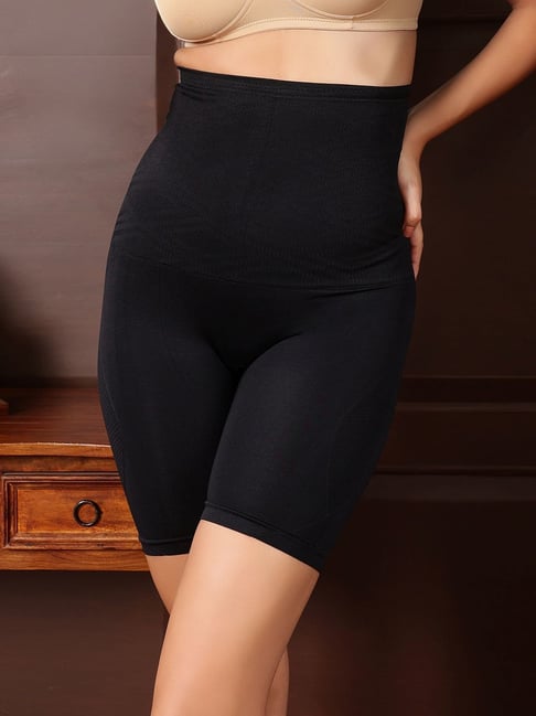Clovia 4-in-1 Shapewear in Black-picture-36