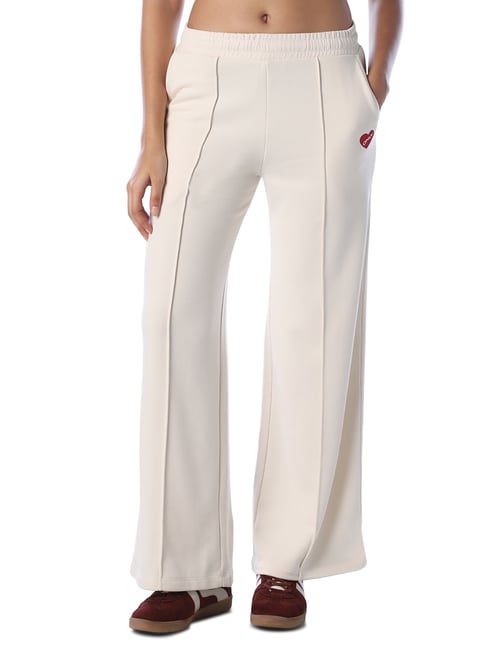 Only White Regular Fit Mid Trousers-picture-10