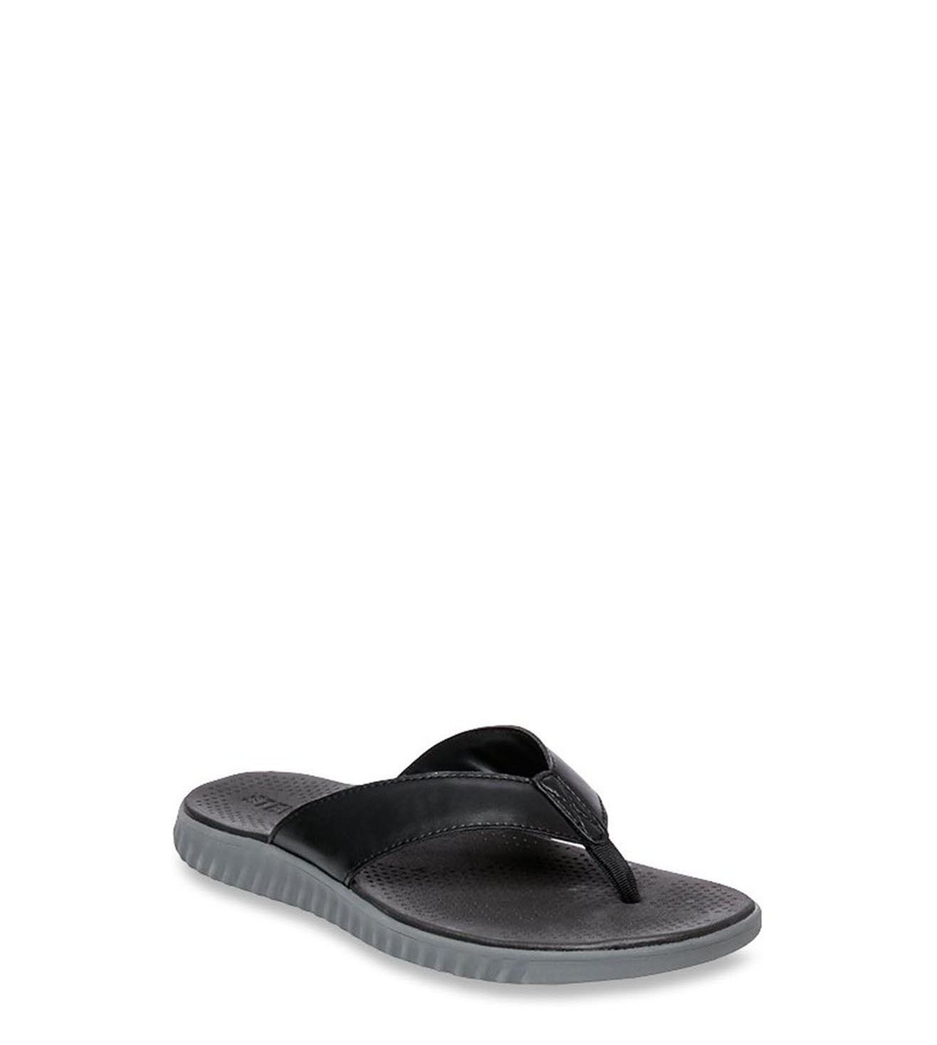 steve madden black flip flops