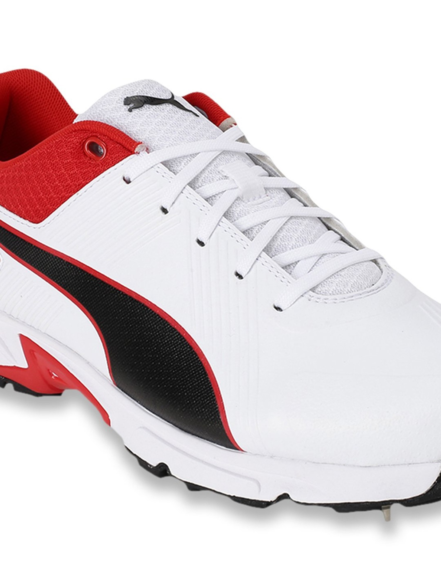puma red cricket shoes