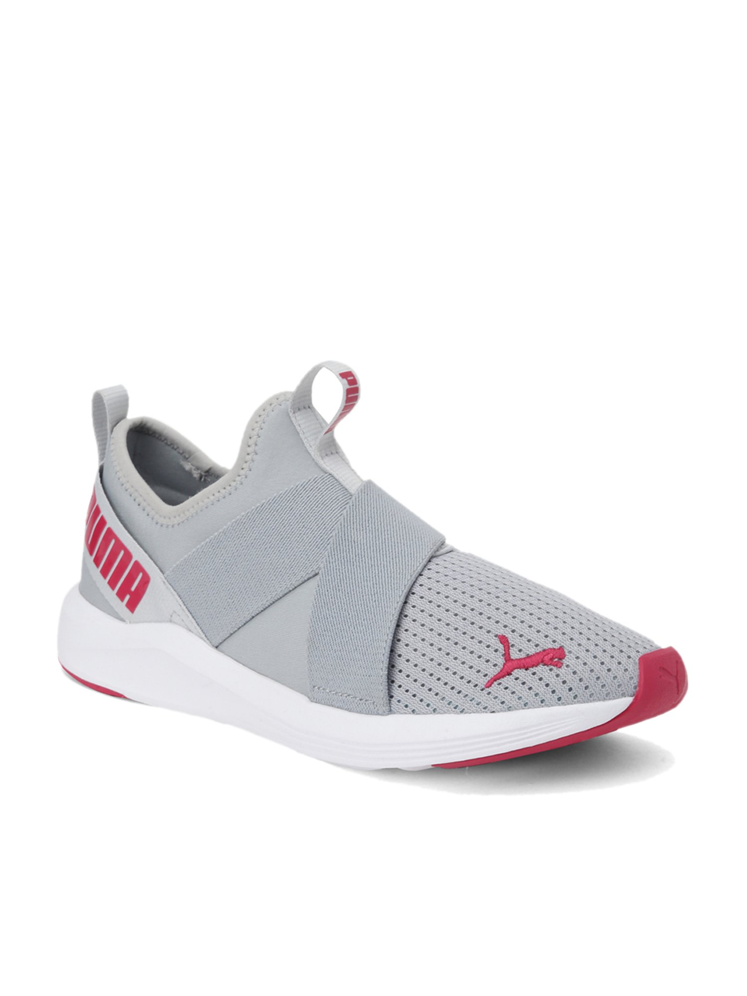 prowl slip on women's training shoes