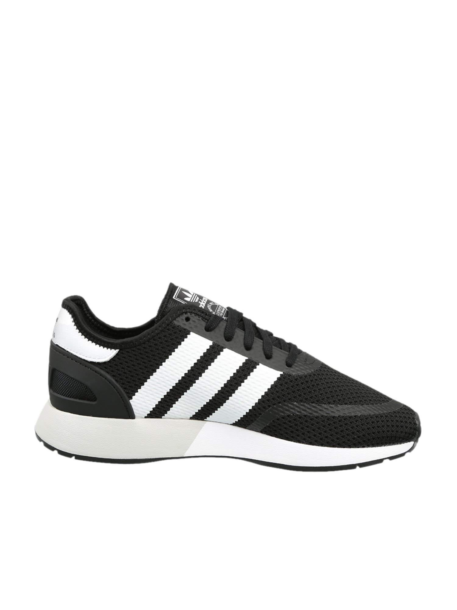 Adidas iniki outlet black and white