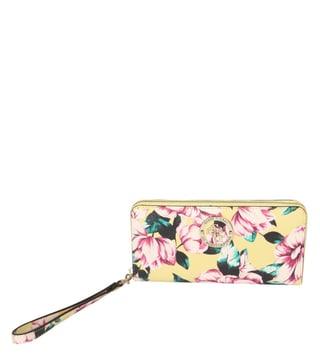 Buy MICHAEL Michael Kors Vanilla Jet Set Medium Pouch for Women Online @  Tata CLiQ Luxury