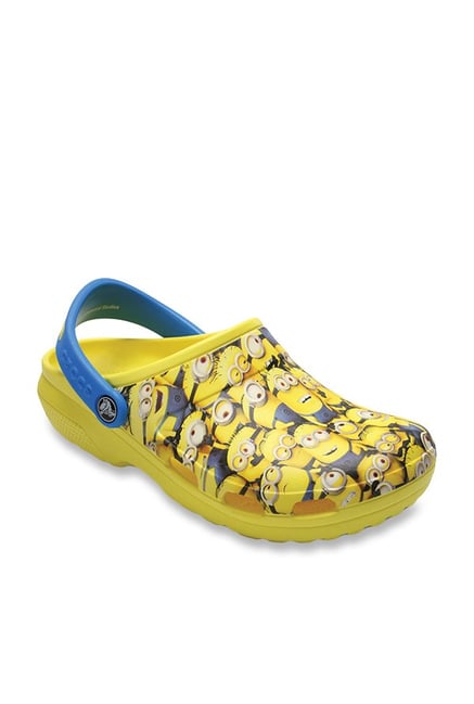 blue and yellow crocs